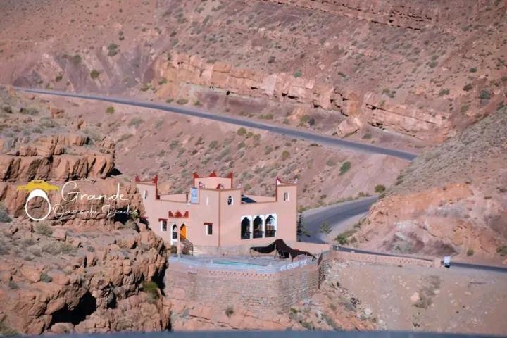 Kasbah Lucas Hostel Akhendachou n'Ait Ouffi Exterior foto